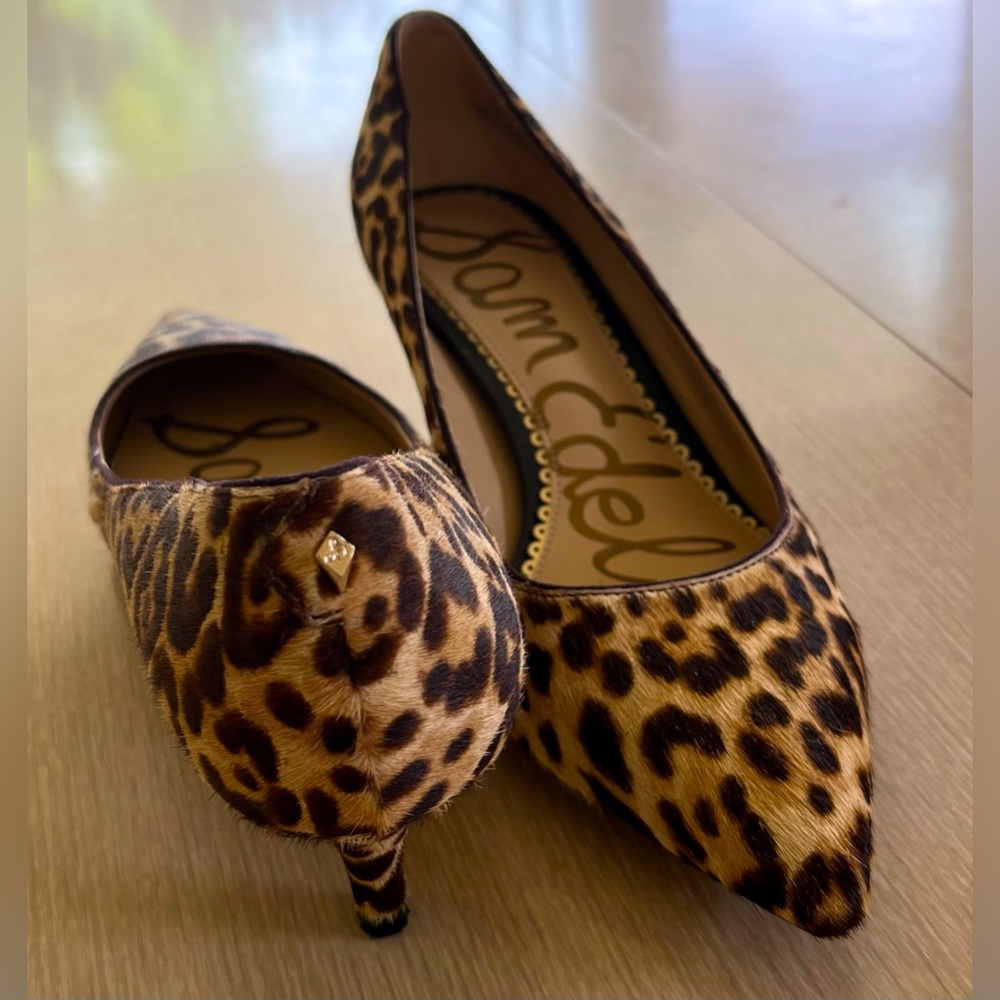 𝅺SAM EDELMAN HAZEL CHEETAH PRINT LEATHER POINTED TOE PUMPS - Picture 8 of 9